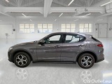  Alfa Romeo   STELVIO ALFA ROMEO / 2017 / 5P / SUV 2.2 TD 190 CV SUPER BUSINESS AT8 Q4 #8