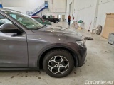  Alfa Romeo   STELVIO ALFA ROMEO / 2017 / 5P / SUV 2.2 TD 190 CV SUPER BUSINESS AT8 Q4 #36