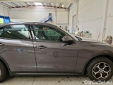  Alfa Romeo   STELVIO ALFA ROMEO / 2017 / 5P / SUV 2.2 TD 190 CV SUPER BUSINESS AT8 Q4 #40
