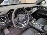  Alfa Romeo   STELVIO ALFA ROMEO / 2017 / 5P / SUV 2.2 TD 190 CV SUPER BUSINESS AT8 Q4 #79