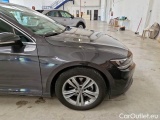  Volkswagen  Passat VOLKSWAGEN  / 2019 / 5P / STATION WAGON VAR. 2.0TDI SCR EVO 110KW BUSINESS DSG #42