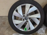  Volkswagen  Golf  VIII Lim. Style 2.0 TSI 140KW AT7 E6d #42