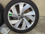  Volkswagen  Golf  VIII Lim. Style 2.0 TSI 140KW AT7 E6d #46