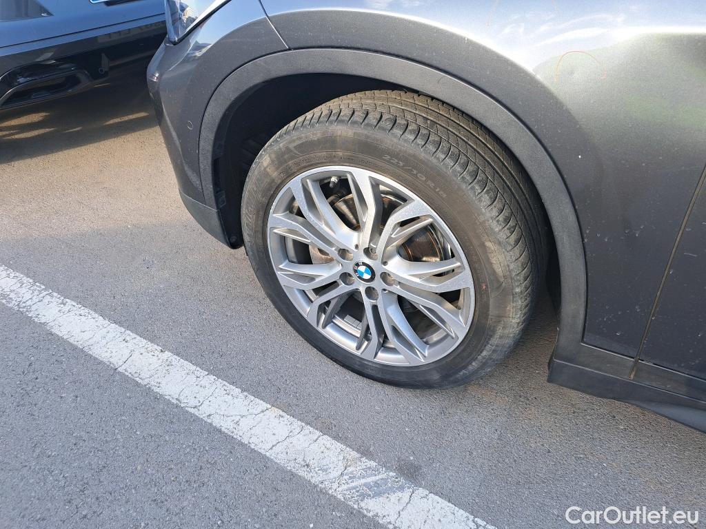  Bmw  X1 BMW  sDrive18iA #8