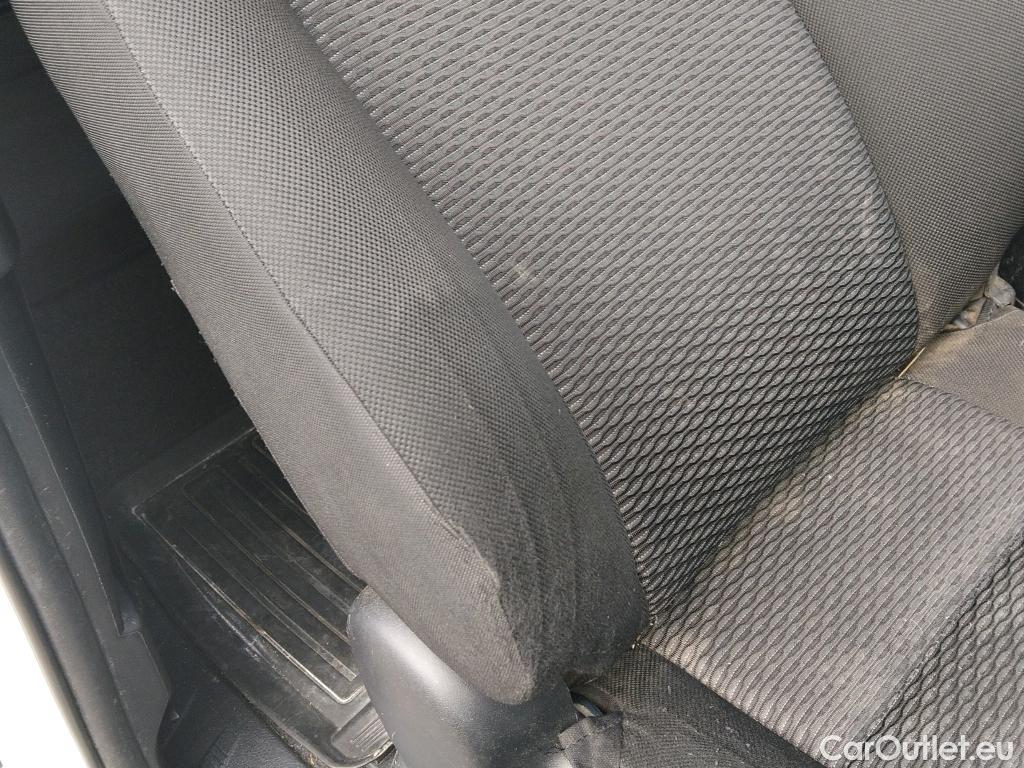  Toyota  Hilux TOYOTA  VU 2p 7G pickup 2.4 D-4D Cabina Extra GX 4x4 #27