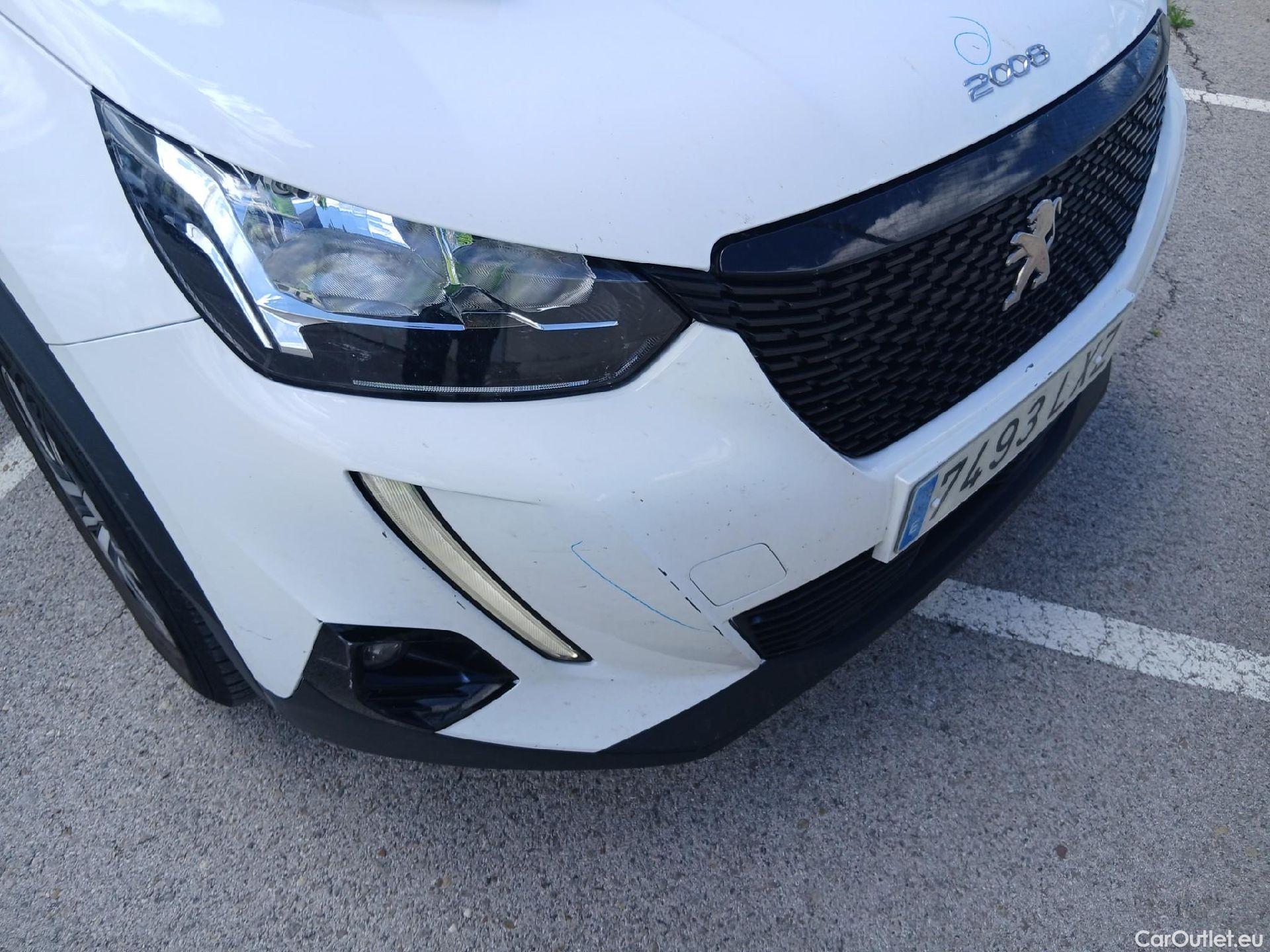  Peugeot  2008 PEUGEOT  / 2019 / 5P / todoterreno Active BlueHDI 81kW (110CV) #7