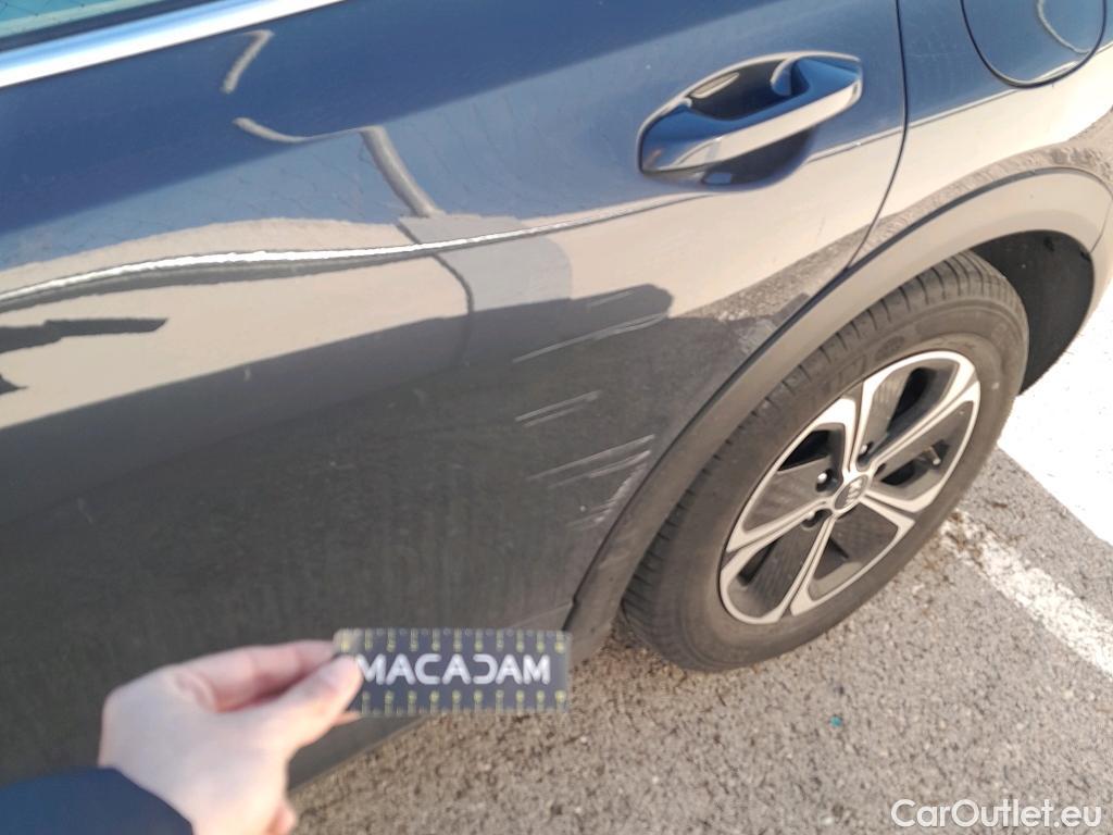  KIA  XCeed KIA  1.6 GDi PHEV 104kW (141CV) eDrive #12
