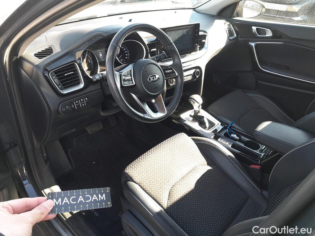  KIA  XCeed KIA  1.6 GDi PHEV 104kW (141CV) eDrive #25