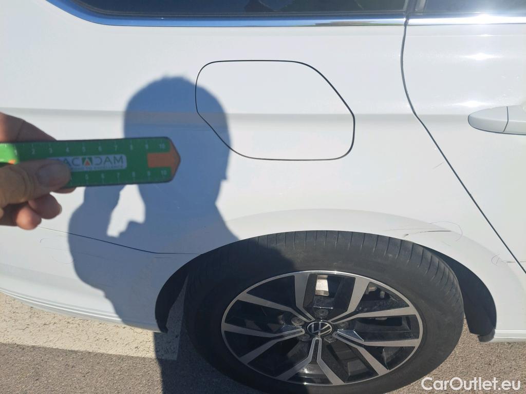  Volkswagen  Passat VOLKSWAGEN  / 2019 / 5P / familiar Variant Executive 2.0 TDI 90kW (122CV) D #20