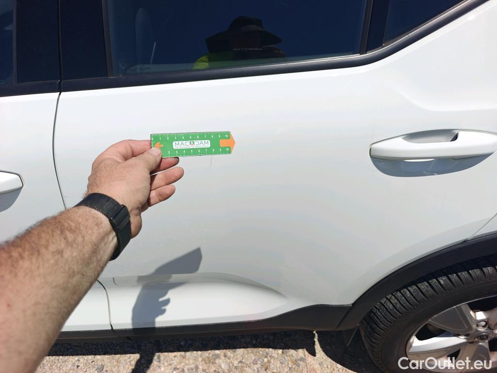  Volvo  XC 40 VOLVO XC40 1.5 T2 Momentum Core #23