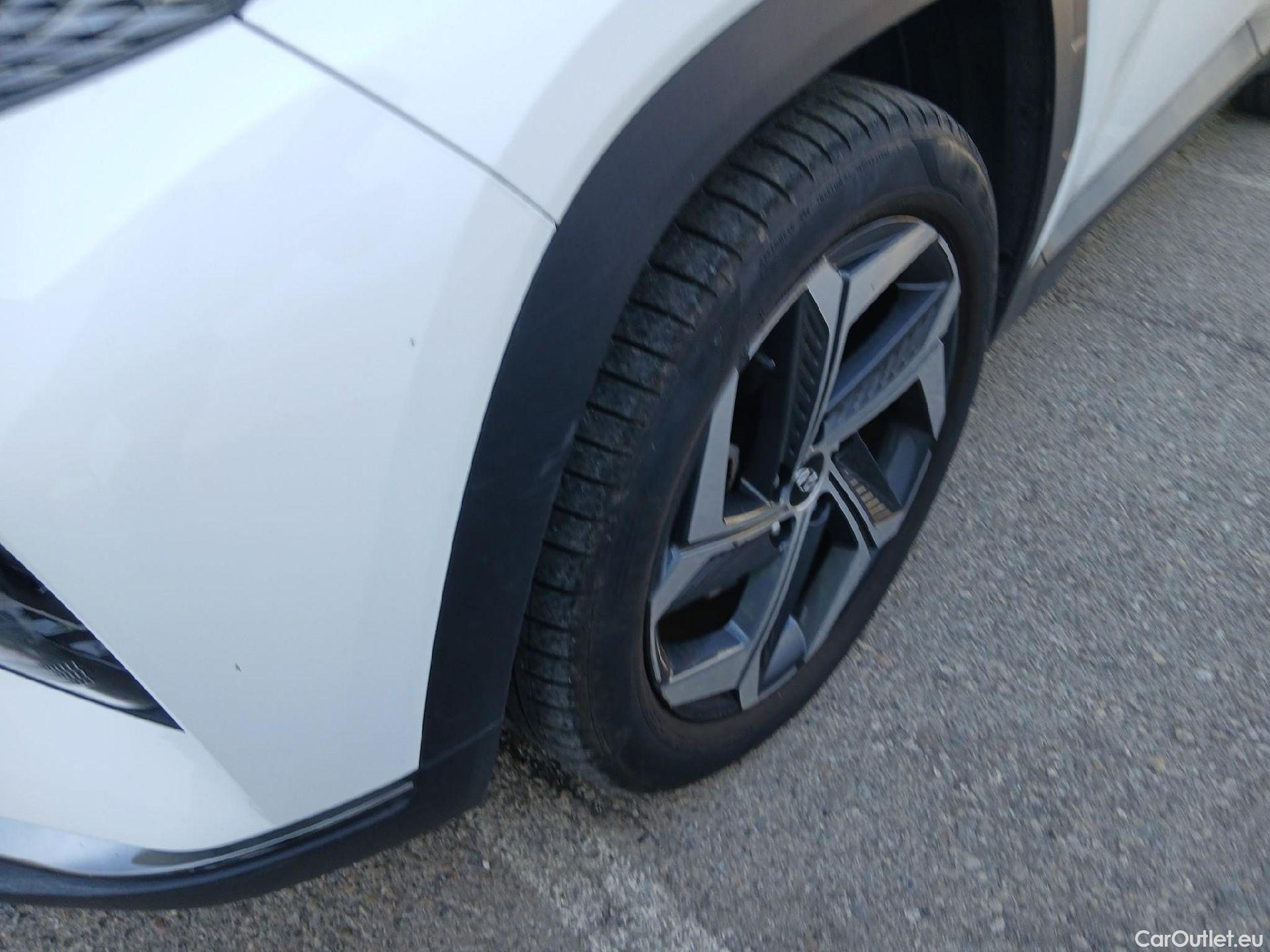  Hyundai  Tucson HYUNDAI  1.6 TGDI PHEV Maxx Auto 4X4 265 CV #4