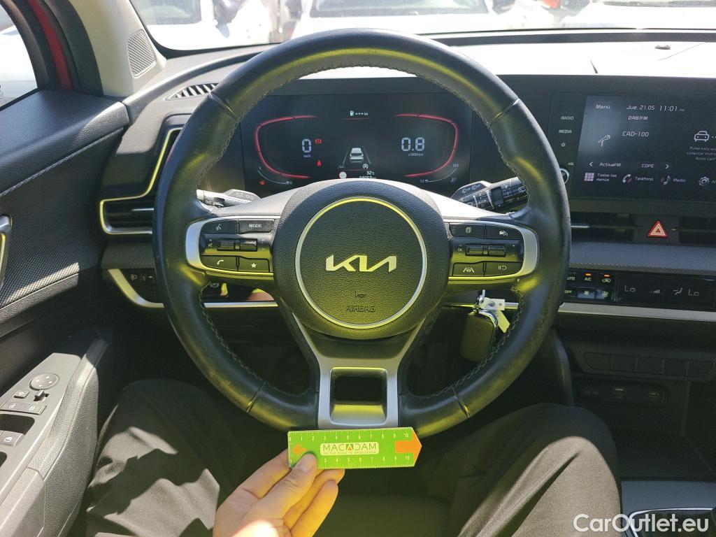  KIA  Sportage KIA  / 2022 / 5P / todoterreno 1.6 T-GDi 110kW (150CV) Concept 4x2 #51