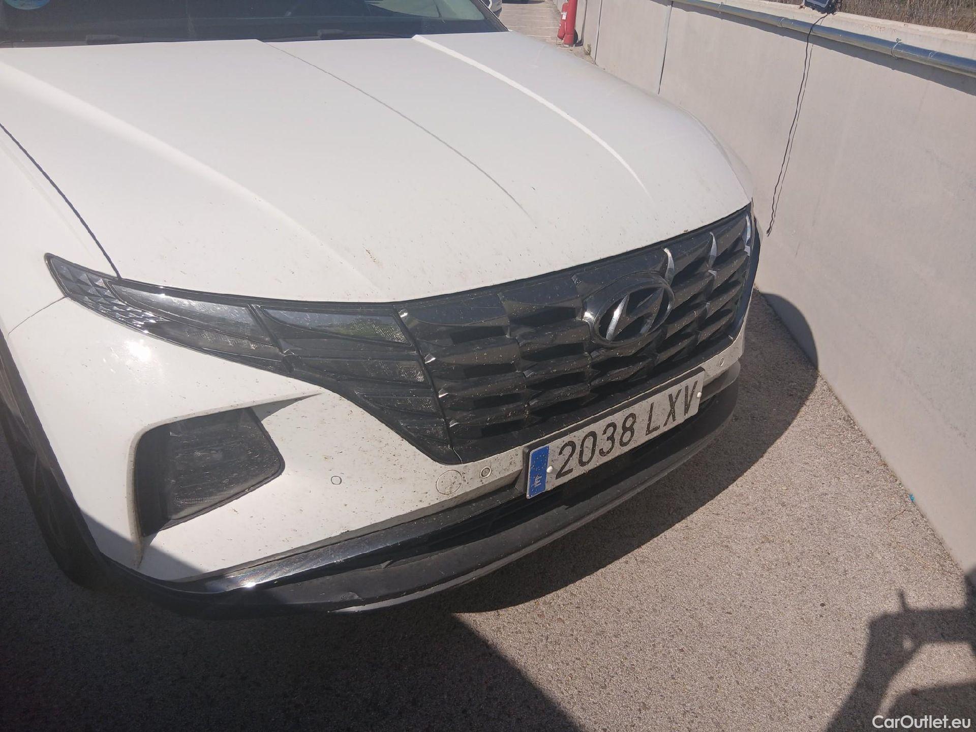  Hyundai  Tucson HYUNDAI  / 2020 / 5P / todoterreno 1.6 TGDI 110kW (150CV) 48V Tecno Sky #10