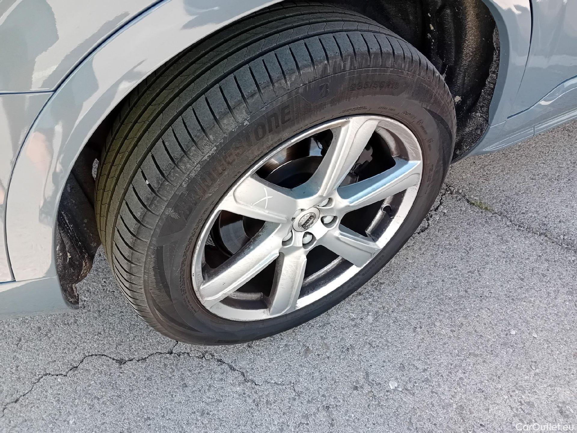  Volvo  XC90 VOLVO  / 2019 / 5P / todoterreno 2.0 B5 D AWD Core Auto #21