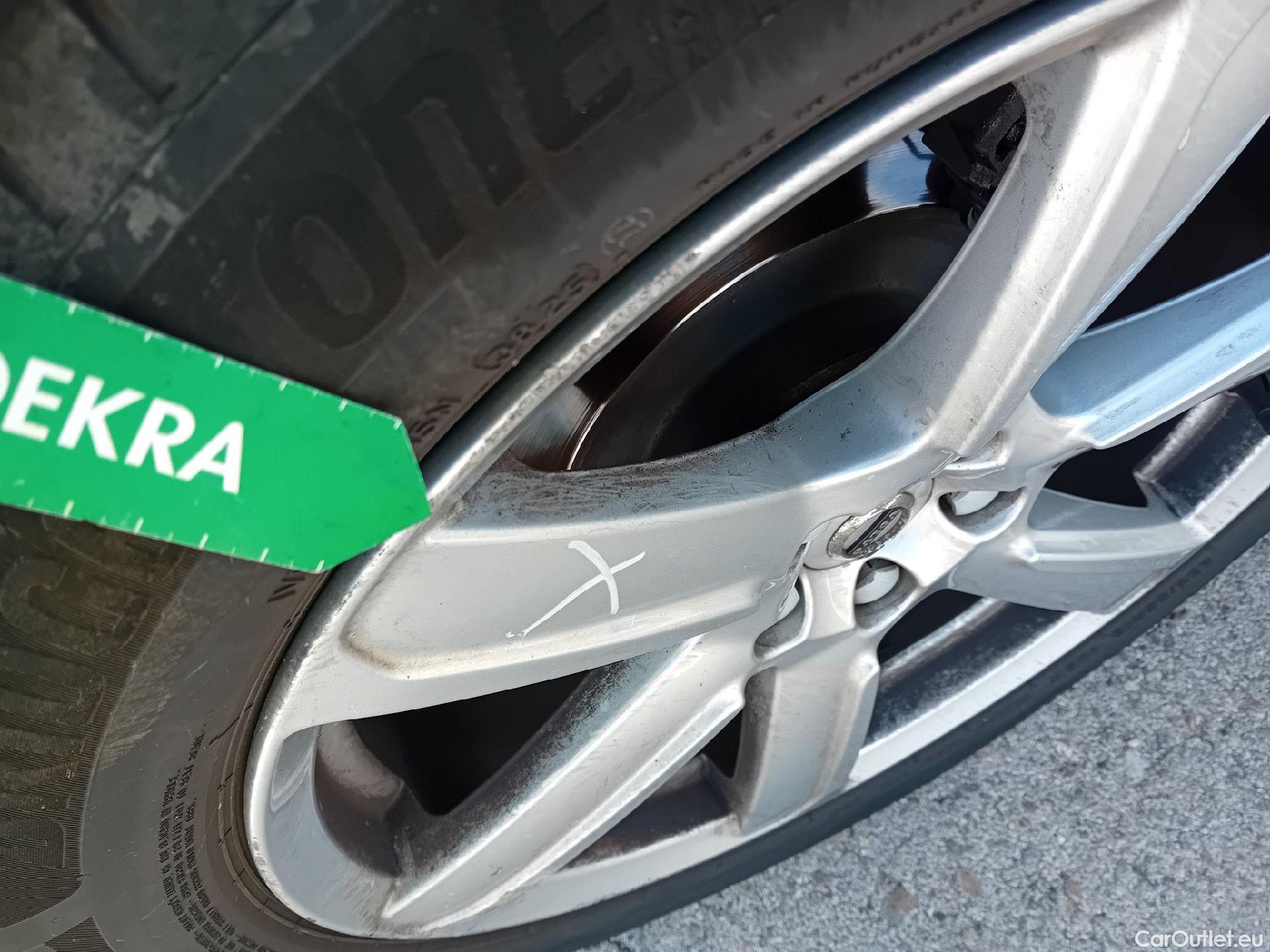  Volvo  XC90 VOLVO  / 2019 / 5P / todoterreno 2.0 B5 D AWD Core Auto #22