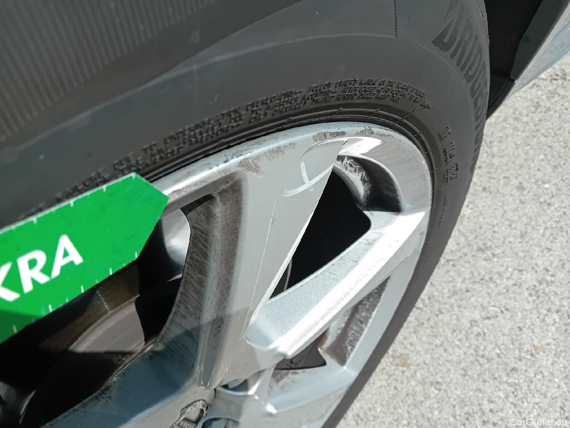  Volvo  XC90 VOLVO  / 2019 / 5P / todoterreno 2.0 B5 D AWD Core Auto #7