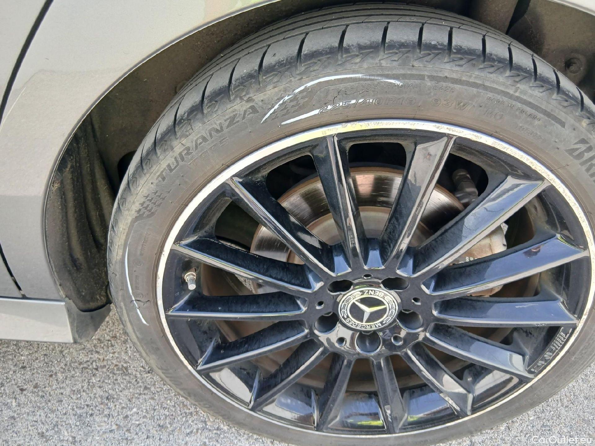  Mercedes  CLA-Klasse Mercedes-Benz Clase CLA 250 e 1.3 AMG Line 220 CV AT8 E6d #Opcionales 12450€# #17