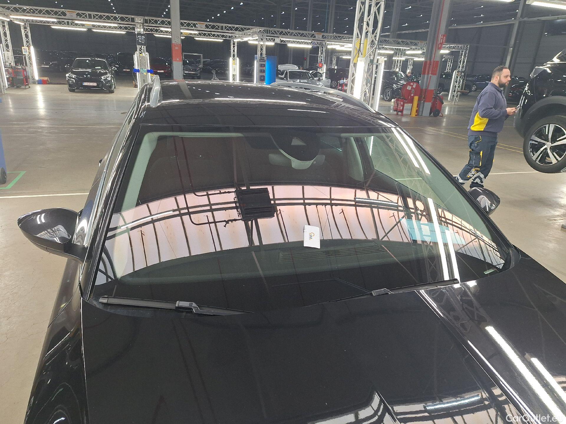  Skoda  Superb Skoda,  C FL'19 PHEV, Skoda  Combi 1.4 TSI iV 160kW DSG6 Clever 5d #34