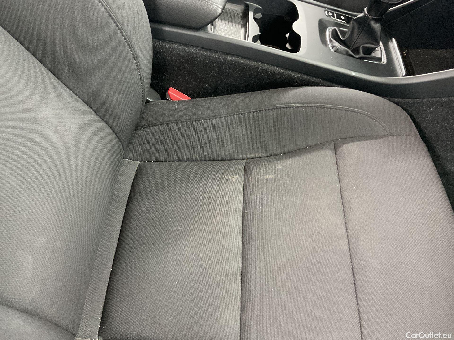 Volvo  XC 40 Volvo, XC40 '17, Volvo XC40 T3 Momentum Pro 5d !!No COC!! #2
