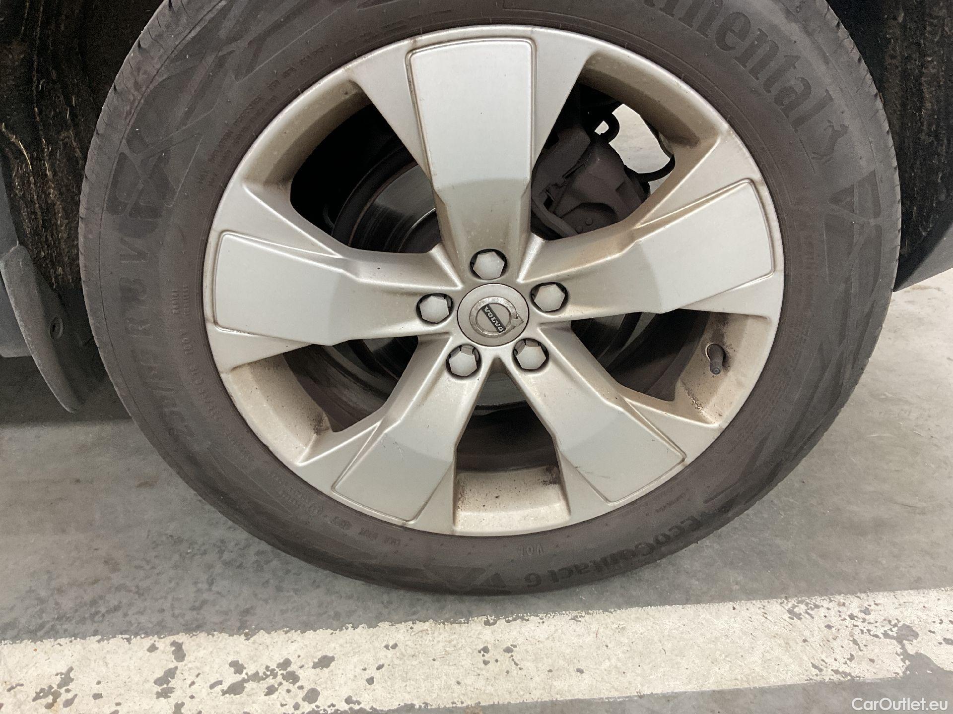  Volvo  XC 40 Volvo, XC40 '17, Volvo XC40 T3 Momentum Pro 5d !!No COC!! #60