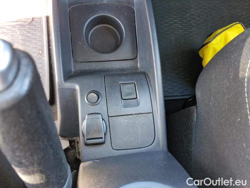  Renault  Kangoo  2 (2008)  1.5BdCi 95 Zen 5d #15