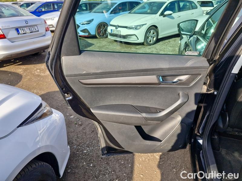  Skoda  Karoq  (NU)(2017->)  2.0TDI 140 Style 4x4 AT #19