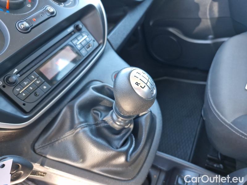  Renault  Kangoo  2 (2008)  1.5BdCi 95 Zen 5d #17