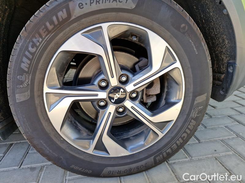  KIA  XCeed  (2019)  1.5 T-GDI Exclusive 5d #6