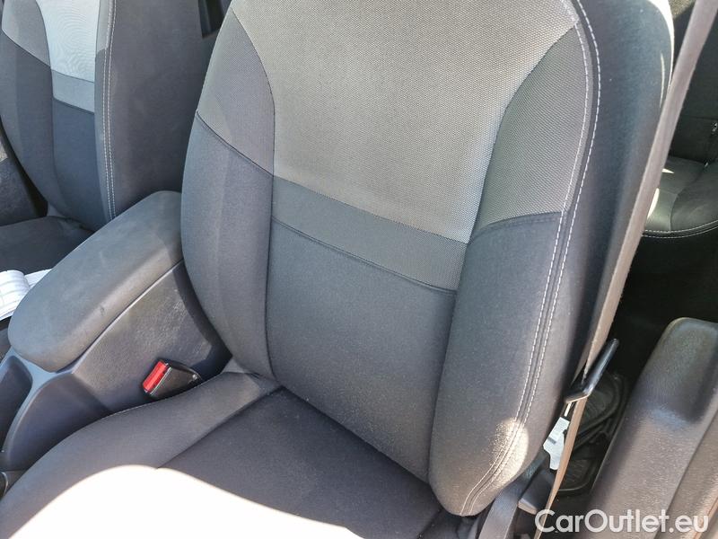  Renault  Kangoo  2 (2008)  1.5BdCi 95 Zen 5d #19