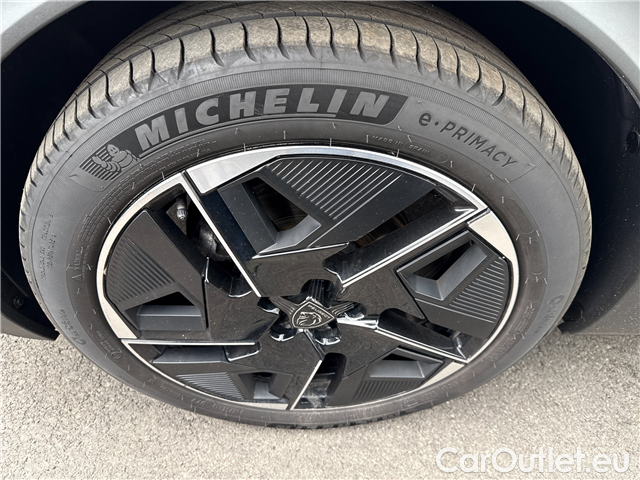  Peugeot  408  1.2PT 130 GT AT 5d #13