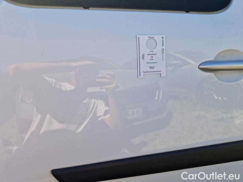  Renault  Kangoo  2 (2008)  1.5BdCi 95 Zen 5d #8