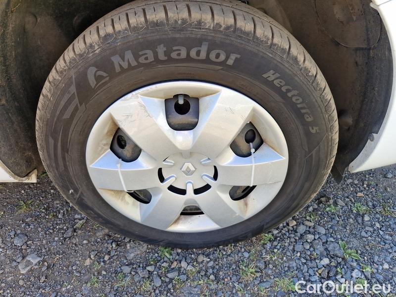  Renault  Kangoo  2 (2008)  1.5BdCi 95 Zen 5d #9