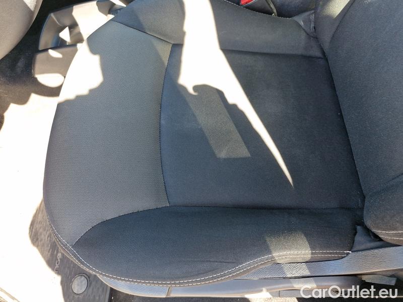 Renault  Kangoo  2 (2008)  1.5BdCi 95 Zen 5d #8