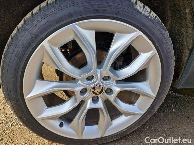  Skoda  Karoq  (NU)(2017->)  2.0TDI 140 Style 4x4 AT #45