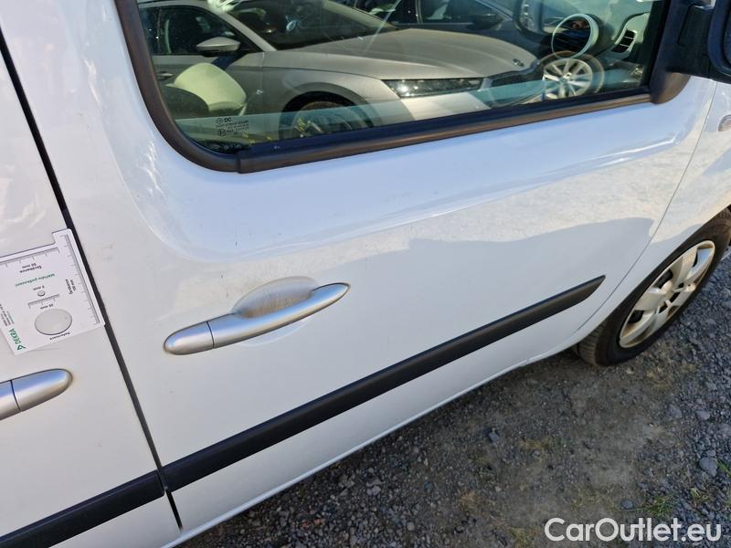  Renault  Kangoo  2 (2008)  1.5BdCi 95 Zen 5d #26