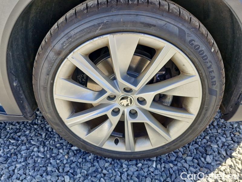  Skoda  Octavia  Combi (NX3)(2020) Oct.C. 2.0TDI 147 Scout 4x4 AT #18