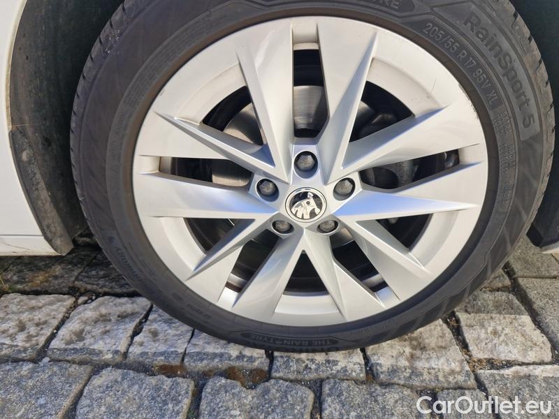  Skoda  Octavia  Combi (NX3)(2020) Oct.Com.1.5e-TEC 110 Style AT #29