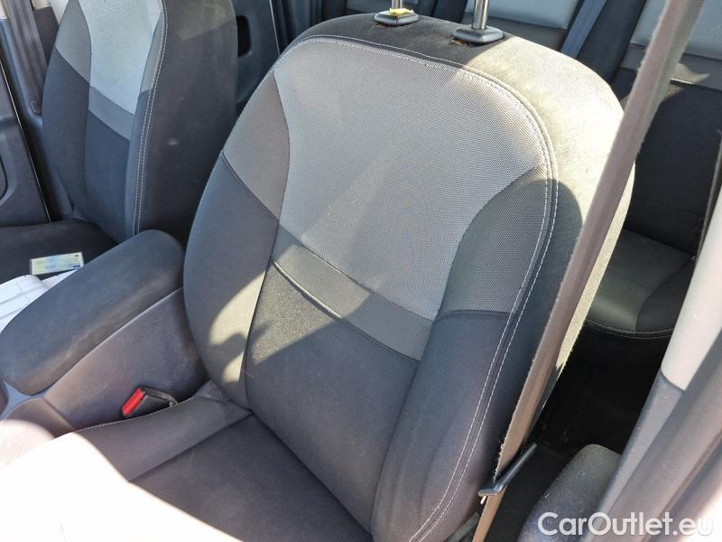  Renault  Kangoo  2 (2008)  1.5BdCi 95 Zen 5d #9