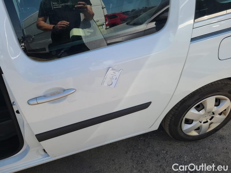  Renault  Kangoo  III (03.2021->)  1.5BdCi 95 Zen 5d #9