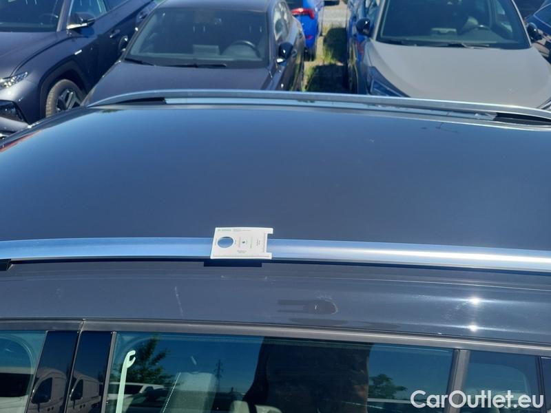  Volkswagen  Golf  VII Variant  (BV5)(2017->) Var. 2.0TDI 110 HL AT #13