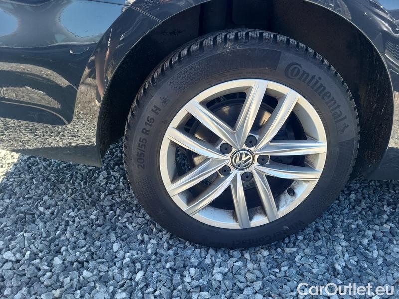  Volkswagen  Golf  VII Variant  (BV5)(2017->) Var. 2.0TDI 110 HL AT #17