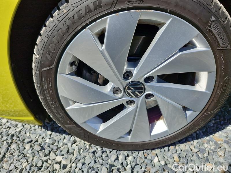 Volkswagen  Golf  VIII Variant (CG5) 2020 Var.2.0TDI 110 Style AT #4