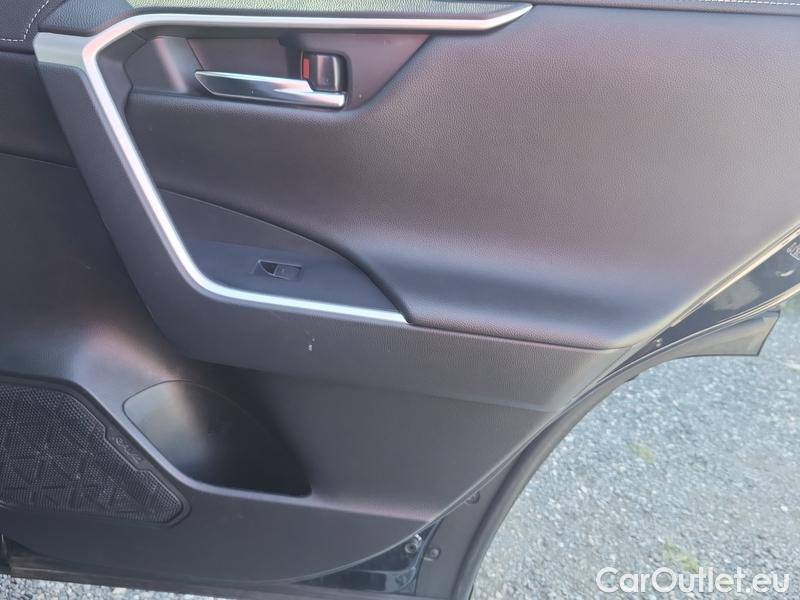  Toyota  RAV4  2019  2.5 Hyb Comfort AT #9