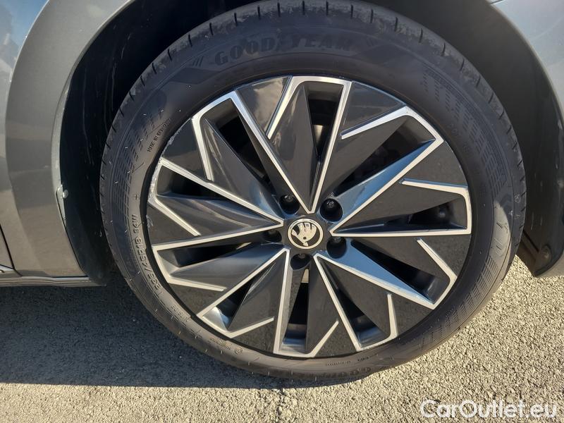  Skoda  Superb  Combi (N25) (2023) Su.com.2.0TDI 147 4x4 L&K Aut #10