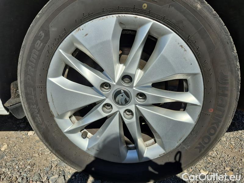  Skoda  Octavia  Combi (NX3)(2020) Oct.Combi 2.0TDI 85 Ambition #7