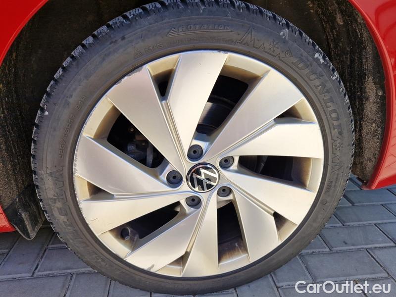  Volkswagen  Golf  VIII Variant (CG5) 2020 Var.2.0TDI 110 Style AT #11