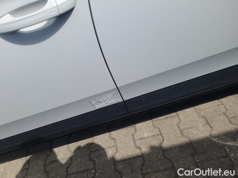  Skoda  Superb  Combi (3V5)(2015) Sup.C.2.0TSI 206 Scout 4x4 AT #3
