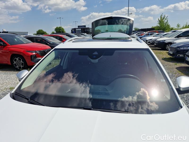  Skoda  Superb  Combi (3V5)(2015) Sup.C.2.0TSI 206 Scout 4x4 AT #6