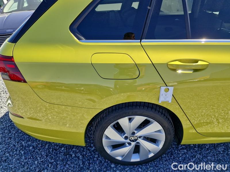  Volkswagen  Golf  VIII Variant (CG5) 2020 Var.2.0TDI 110 Style AT #28