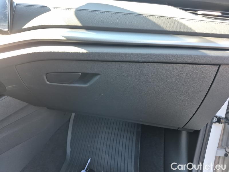 Skoda  Octavia  Combi (NX3)(2020) Oct.Combi 2.0TDI 85 Ambition #18